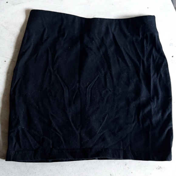 💝 DIVIDED Black Studded Sexy Icon Tiny Mini Skirt - Picture 6 of 6